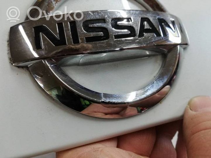 Nissan Micra K14 Takaluukun rekisterikilven valon palkki 908105FA0A