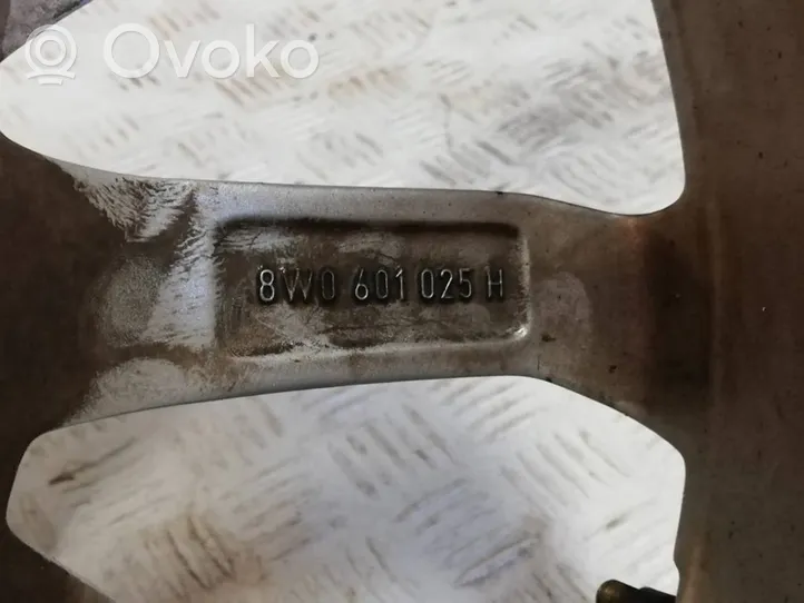 Audi A4 S4 B9 Felgi aluminiowe R18 8W0601025H