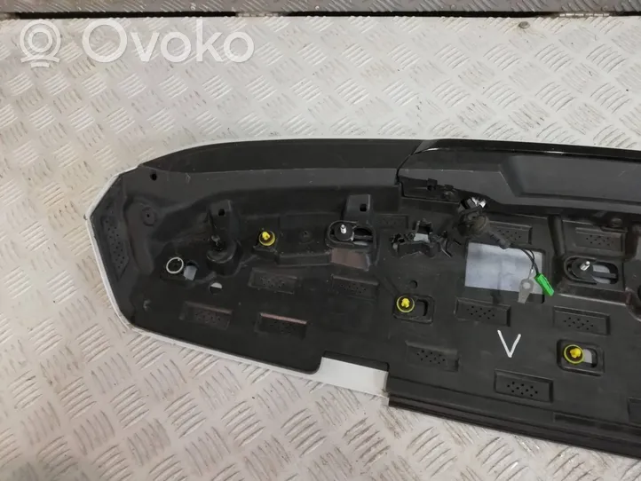 Volvo V60 Spoiler del portellone lunotto posteriore 31455436