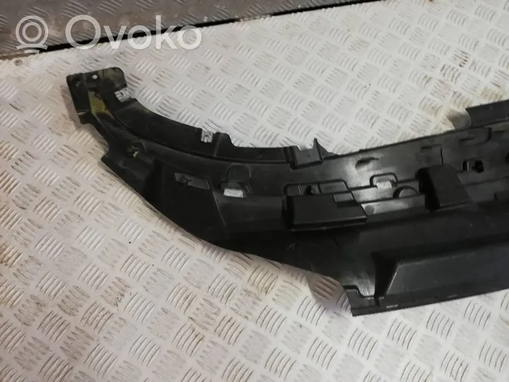 Audi Q7 4M Bampera apakšas aizsargs 4M0807611G