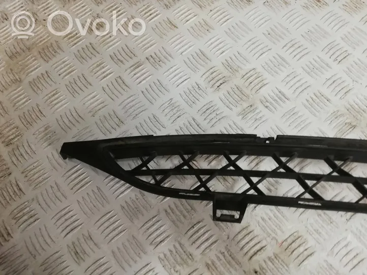 Citroen C4 Grand Picasso Grille inférieure de pare-chocs avant 9680403177