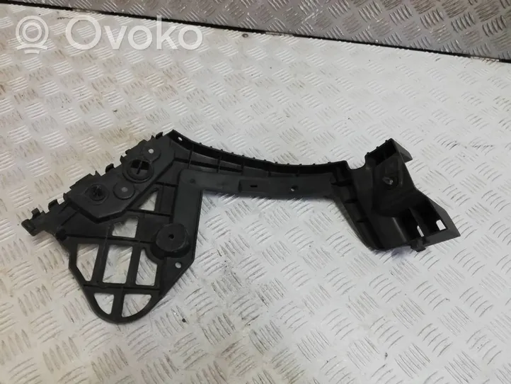 Renault Clio III Support de pare-chocs arrière 8200583033