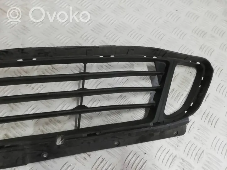 BMW 2 F45 Atrapa chłodnicy / Grill 7301567