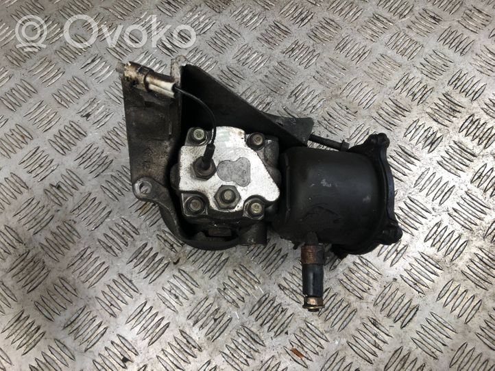 Subaru Forester SF Ohjaustehostimen pumppu 47801004