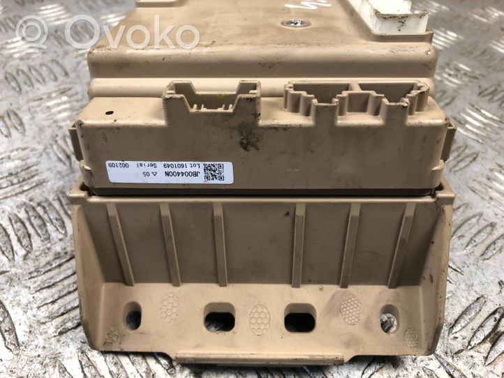 Subaru Outback (BS) Module de fusibles 82201AL11A