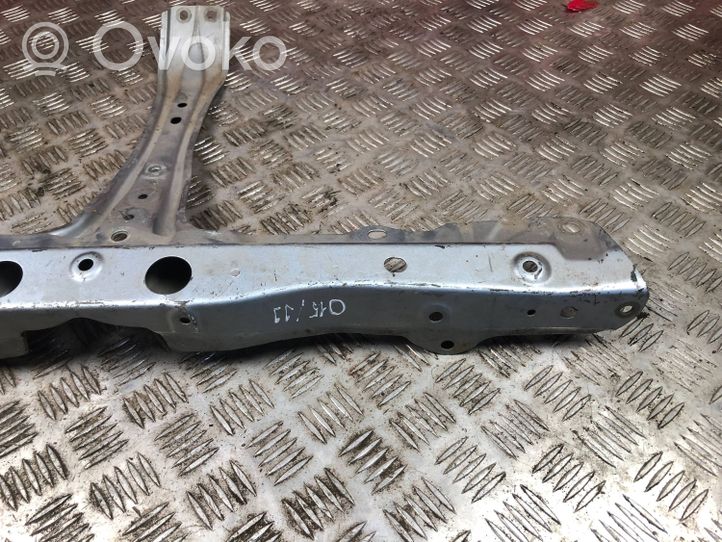 Subaru Outback (BS) Staffa del pannello di supporto del radiatore parte superiore 