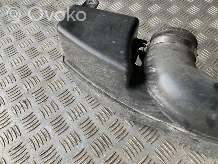 Subaru Outback (BS) Parte del condotto di aspirazione dell'aria 