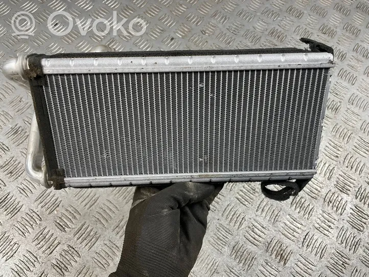 Subaru Legacy Radiateur soufflant de chauffage 