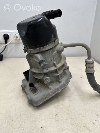 Volkswagen Touareg II Power steering pump 7P0423155B