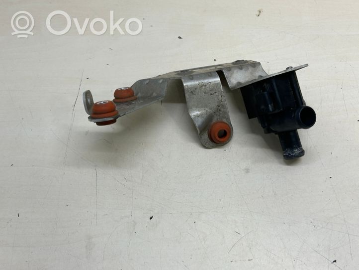 Audi A8 S8 D4 4H Electric auxiliary coolant/water pump 059121012A