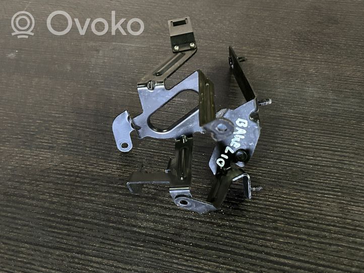 Porsche Cayenne (92A) Supporto di montaggio della pompa del servosterzo 7P5971747