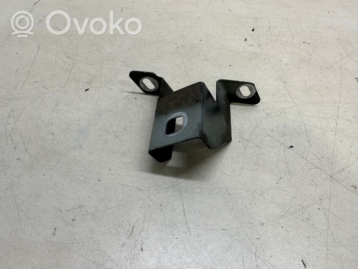 Porsche Cayenne (92A) Supporto di montaggio del parafango 7P5821162