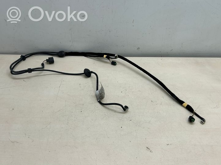 Porsche Cayenne (92A) Tubo flessibile per liquido lavavetri del parabrezza 7P5971204