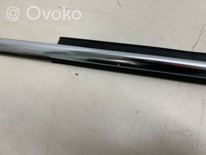 Audi A8 S8 D4 4H Rivestimento modanatura del vetro della portiera anteriore 4H0853284C