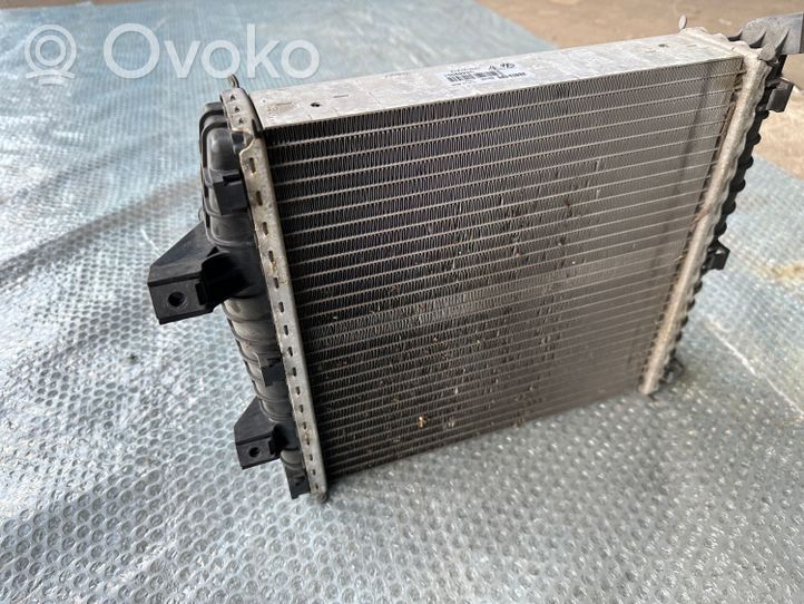 Volkswagen Touareg II Radiateur 7P0121212