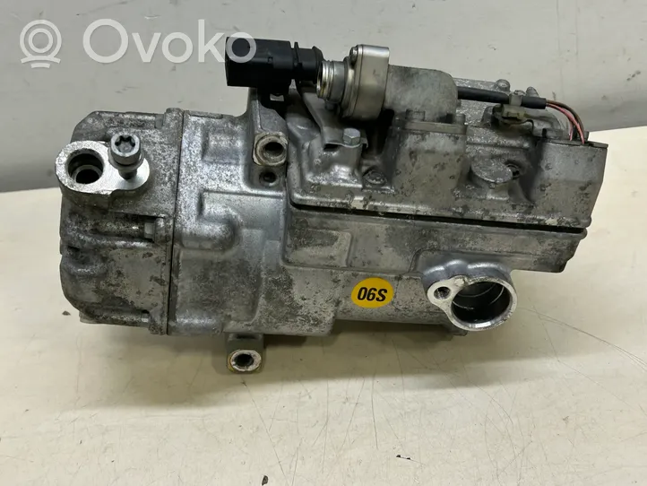 Volkswagen Touareg II Air conditioning (A/C) compressor (pump) 7P0820803H