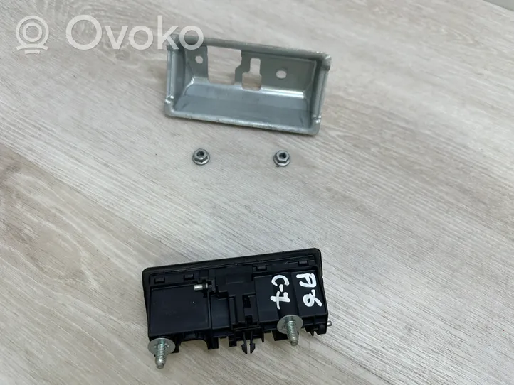 Audi A6 C7 Takaluukun/tavaratilan luukun ulkokahva 7P6827566C