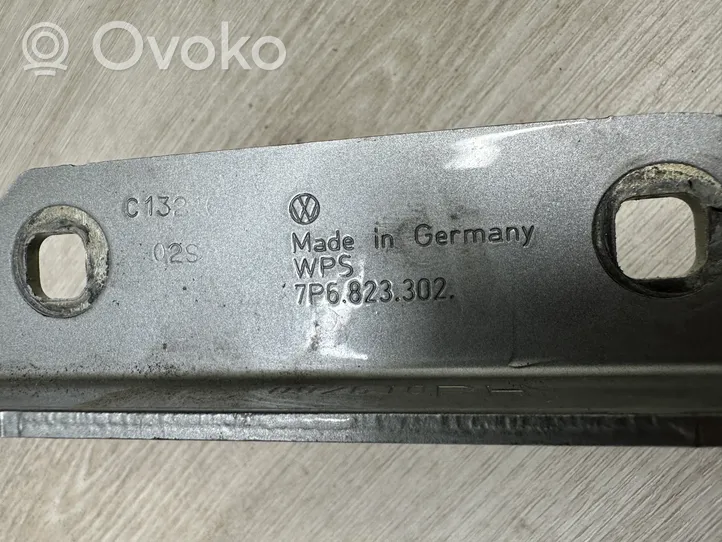 Volkswagen Touareg II Cerniere del vano motore/cofano 7P6823301