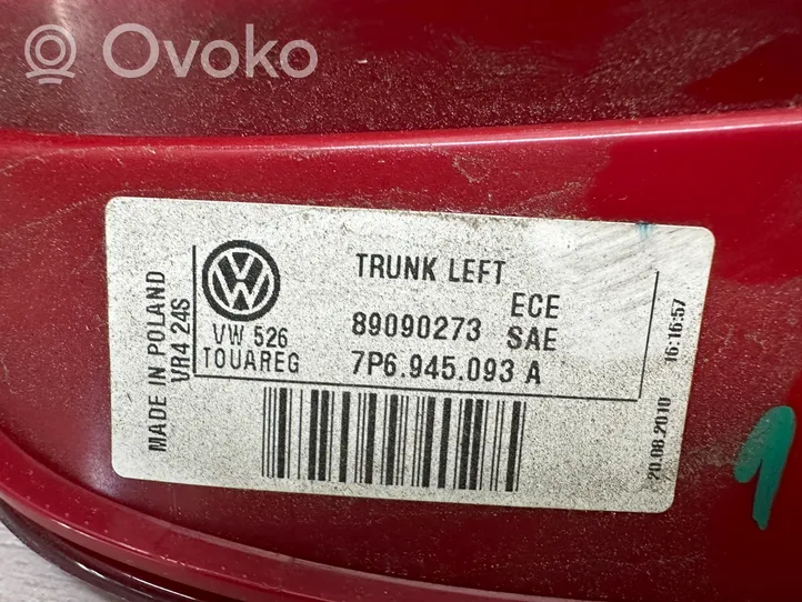 Volkswagen Touareg II Galinis žibintas dangtyje 7P6945093A