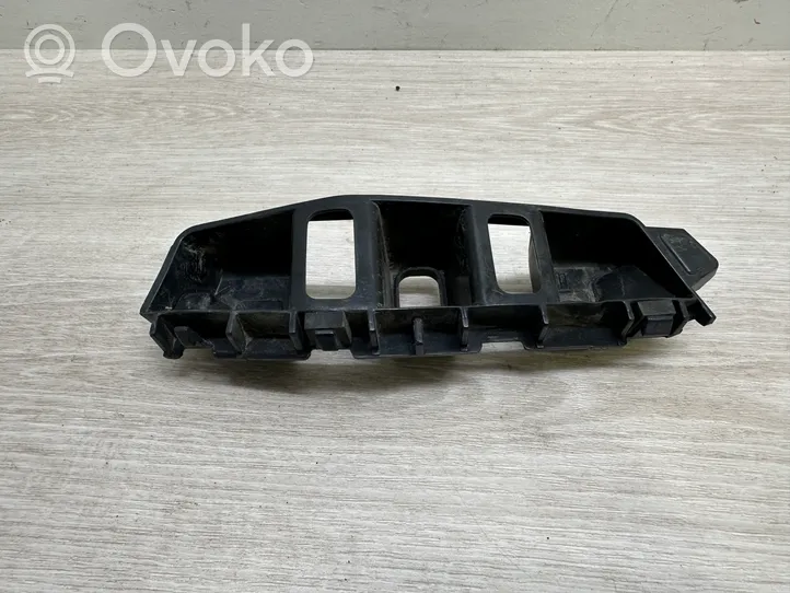 Volkswagen Touareg II Support de montage de pare-chocs avant 7P6807183C