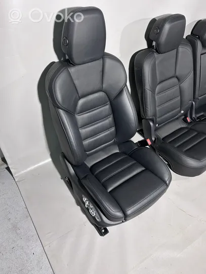 Porsche Cayenne (92A) Garnitures, kit cartes de siège intérieur avec porte 7P5857003B
