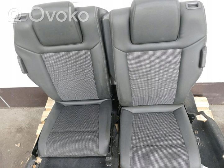 Opel Zafira B Kit intérieur 