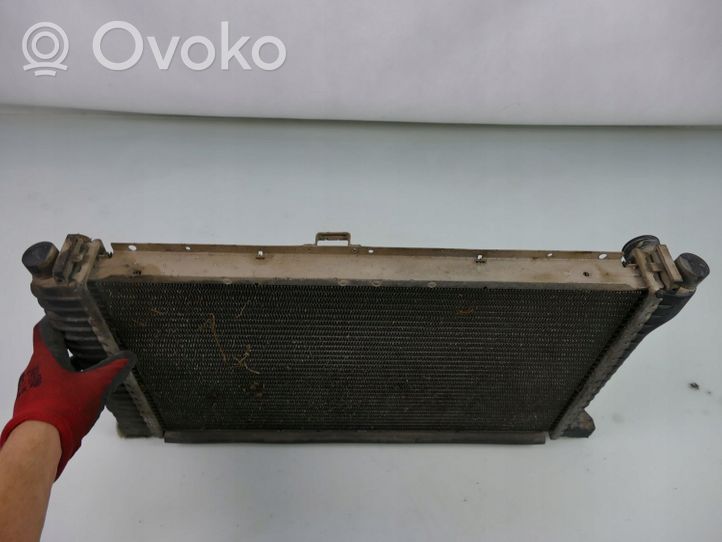 BMW 7 E32 Coolant radiator 1723455