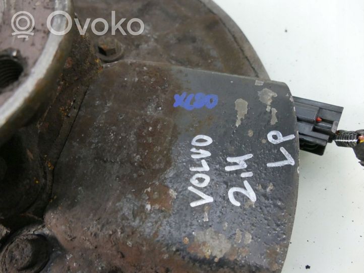Volvo XC90 Zwrotnica koła przedniego 