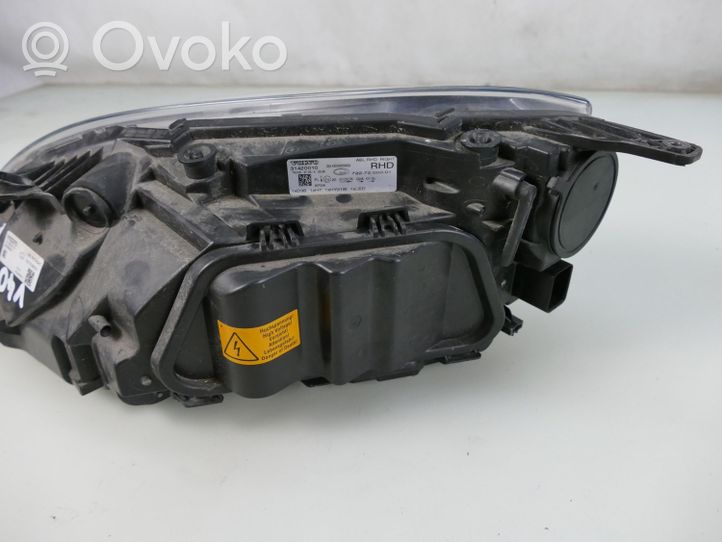 Volvo V40 Faro/fanale 31420010