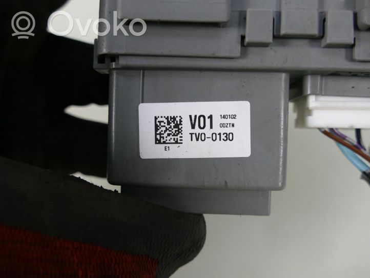 Honda CR-V Skrzynka bezpieczników / Komplet TV0-0130