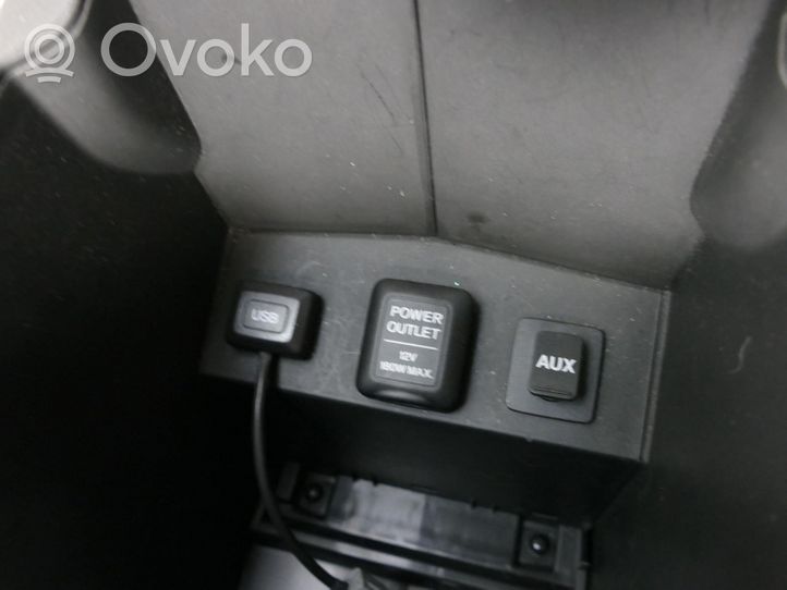 Honda CR-V Mittelkonsole 93431-T0A-U012-M1
