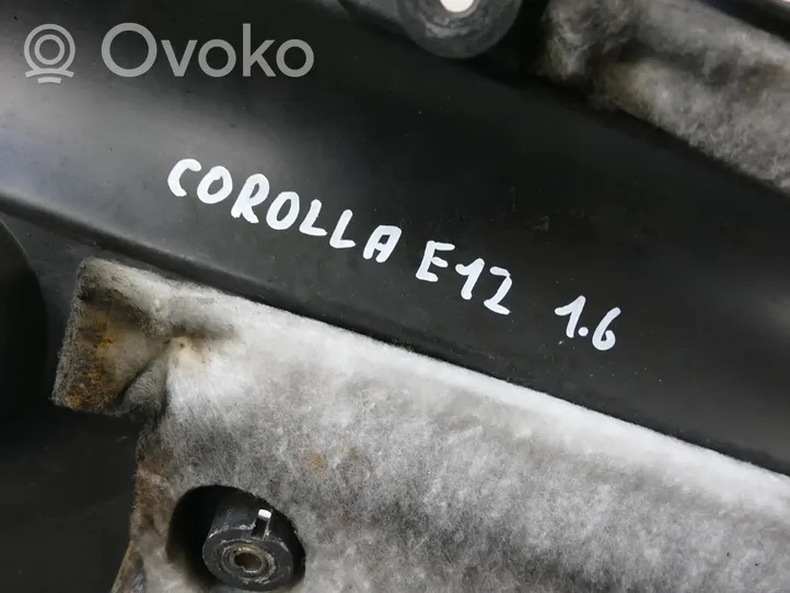 Toyota Corolla E120 E130 Osłona górna silnika 11212-OD080