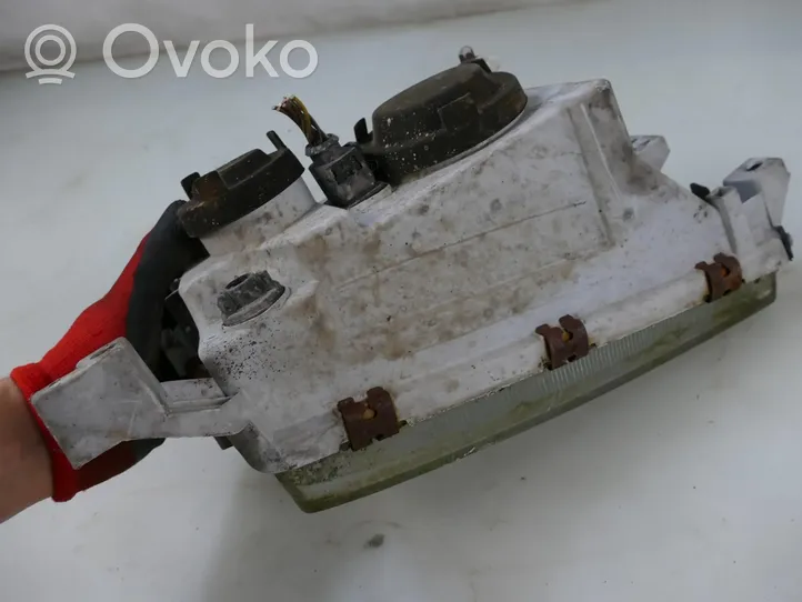 Skoda Octavia Mk1 (1U) Priekinis žibintas 