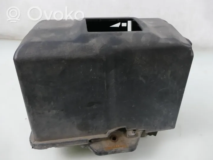 Skoda Octavia Mk1 (1U) Bandeja para la caja de la batería 1J0915335