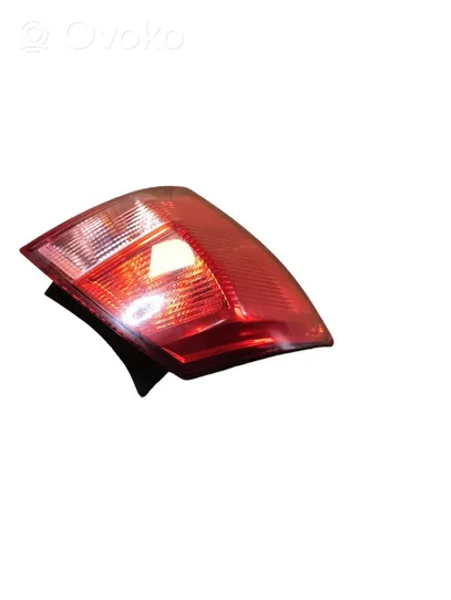 Nissan Qashqai Feux arrière / postérieurs 89070311