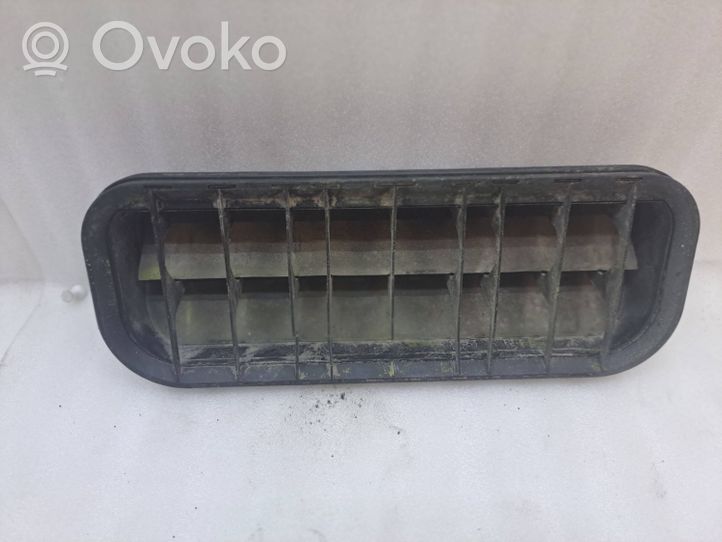 Volkswagen Transporter - Caravelle T5 Rear air vent grill 7H0819181