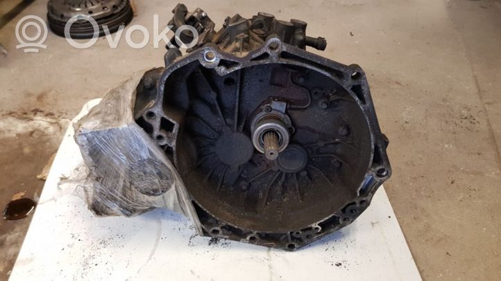 Opel Zafira A Manuaalinen 5-portainen vaihdelaatikko 5495775