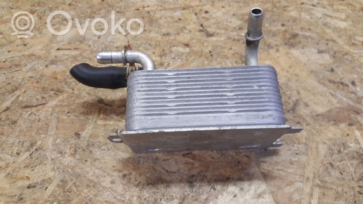 Volvo V50 Engine oil radiator 