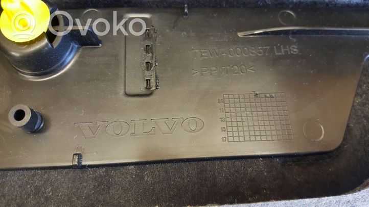 Volvo XC60 Poszycie klapy tylnej bagażnika i inne elementy 0063402