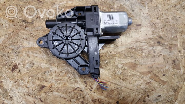 Volvo V60 Moteur de lève-vitre de porte arrière 966265101