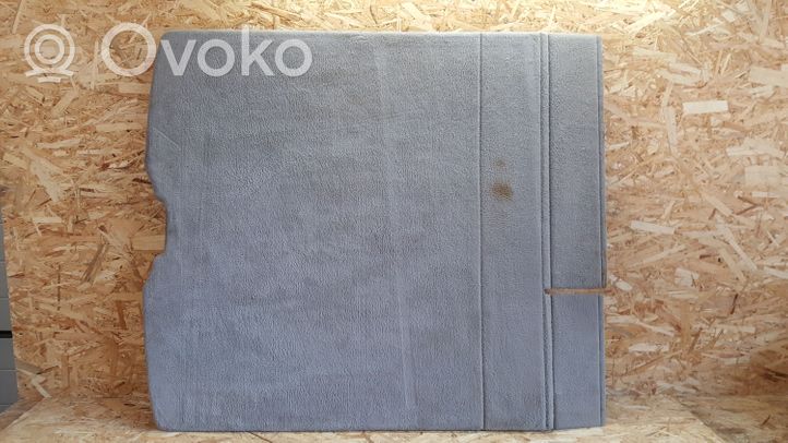 Volvo V50 Revestimiento de alfombra del suelo del maletero/compartimento de carga 39999984