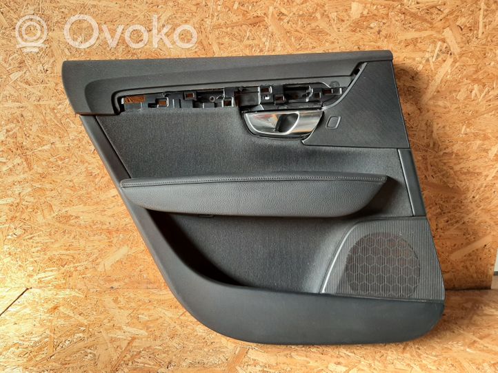 Volvo S90, V90 Takaoven verhoilu 39837459