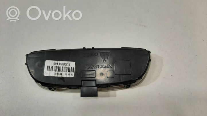 Volvo V40 Luz del asiento trasero 31305650