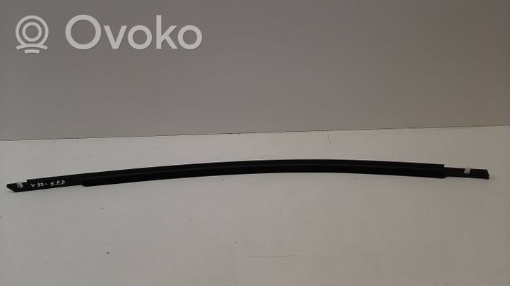 Volvo S90, V90 Уплотнительная резина (у стекла) 31848877