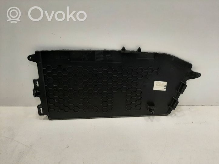 Volvo S90, V90 Osłona tylna tunelu środkowego 31389645