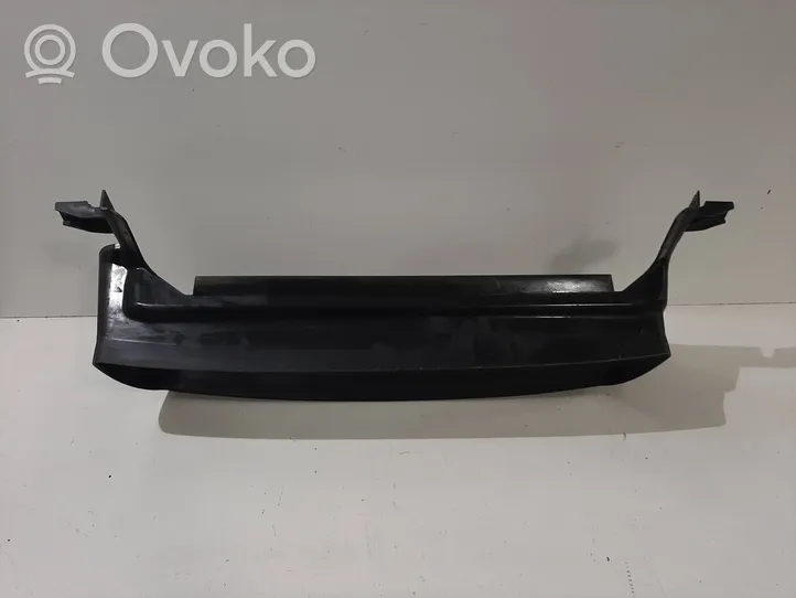 Volvo V50 Déflecteur d'air de radiateur de refroidissement 30678473