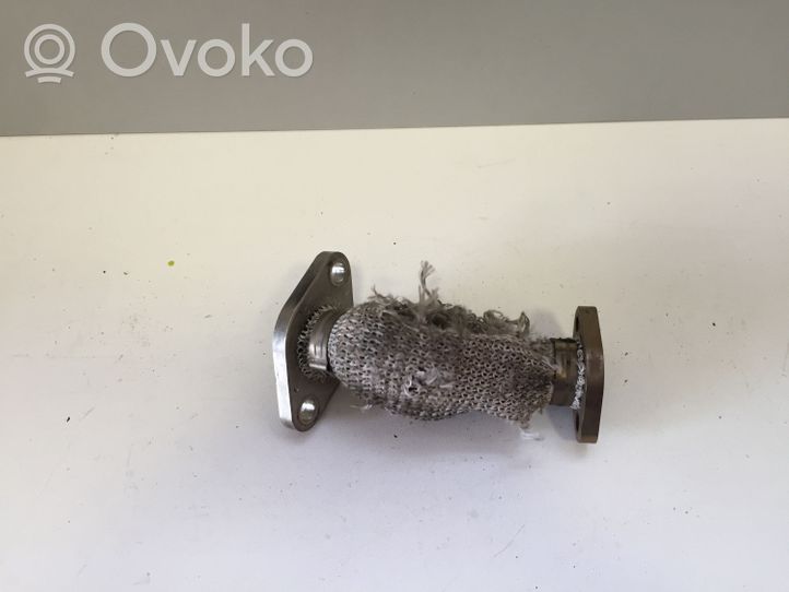 Audi A6 S6 C6 4F Tuyau de liquide de refroidissement moteur 059131525