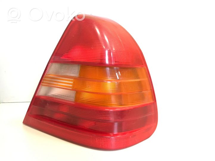 Mercedes-Benz C W202 Luci posteriori 2028208464