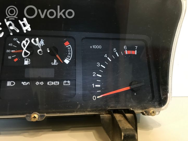 Ford Sierra Compteur de vitesse tableau de bord 87BB10841CA