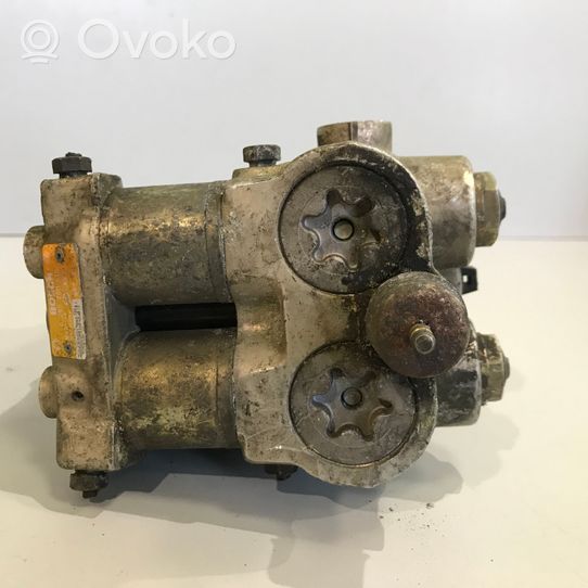 Audi 80 90 B3 ABS Blokas 0265200010